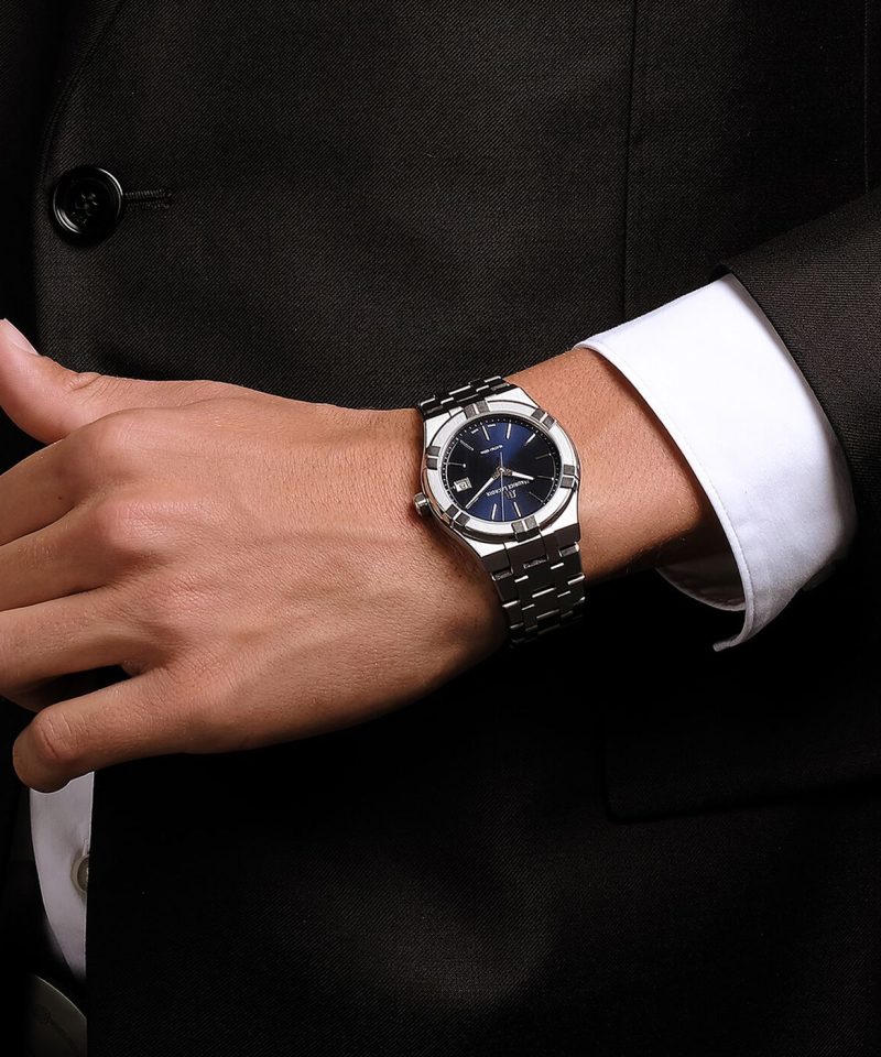 Alternative view of Maurice Lacroix Aikon Quartz 40mm - AI1108-SS002-430-1