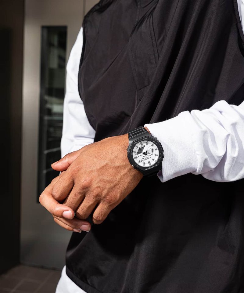 Alternative view of G-Shock 45mm - GA-2100WD-1AER