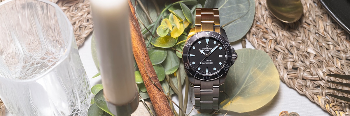 Miljøbilde av en certina klokke.